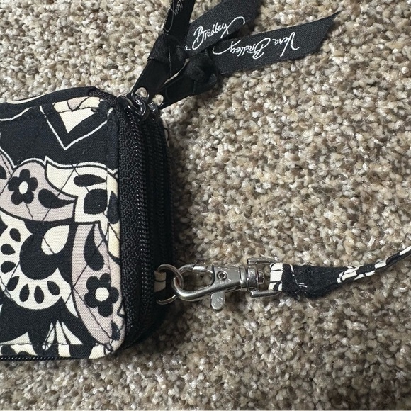 Vera Bradley Black Zipper Pulls - Picture 8 of 11